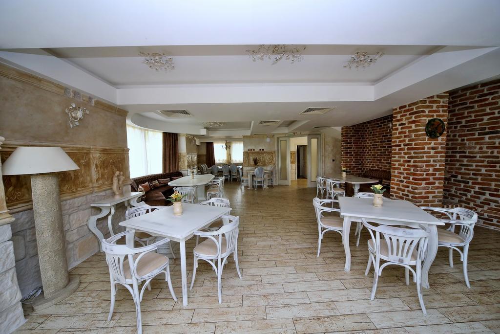 Бутиков Хотел History Haskovo Bagian luar foto