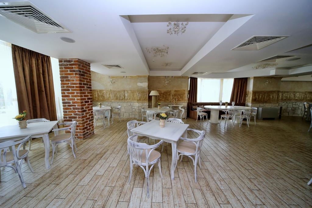 Бутиков Хотел History Haskovo Bagian luar foto