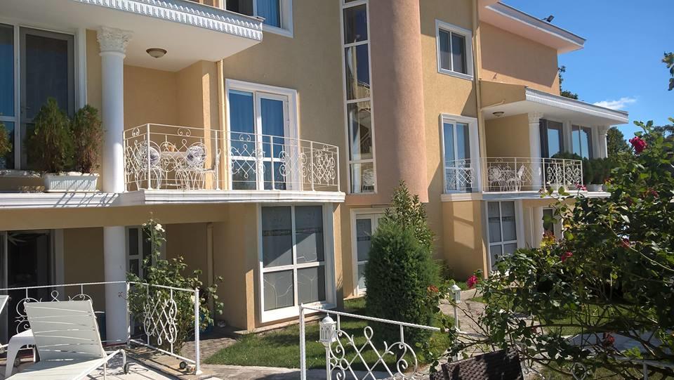 Бутиков Хотел History Haskovo Bagian luar foto