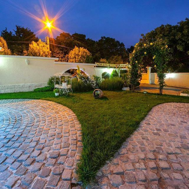 Бутиков Хотел History Haskovo Bagian luar foto